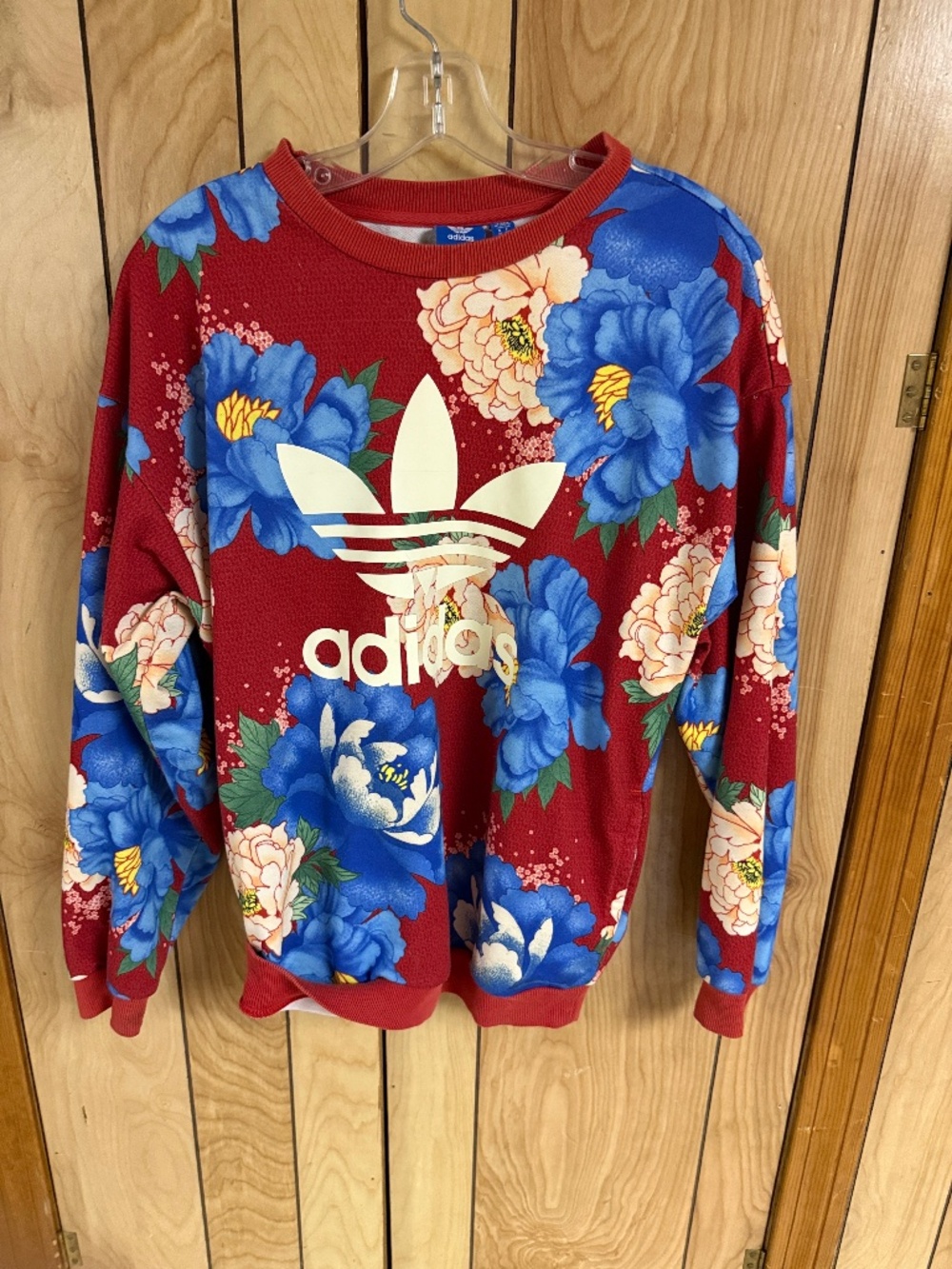 Adidis Floral Sweatshirt XS